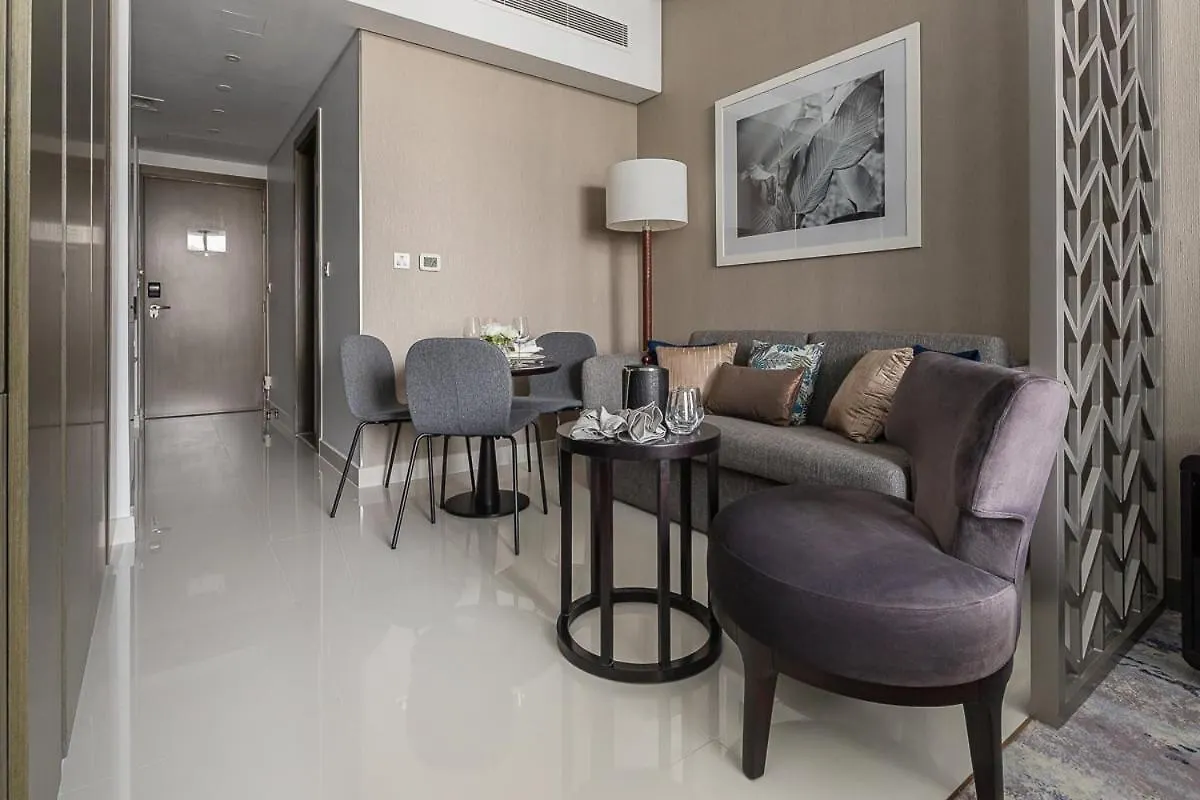 Frank Porter - Damac Maison Prive A Dubai Apartment